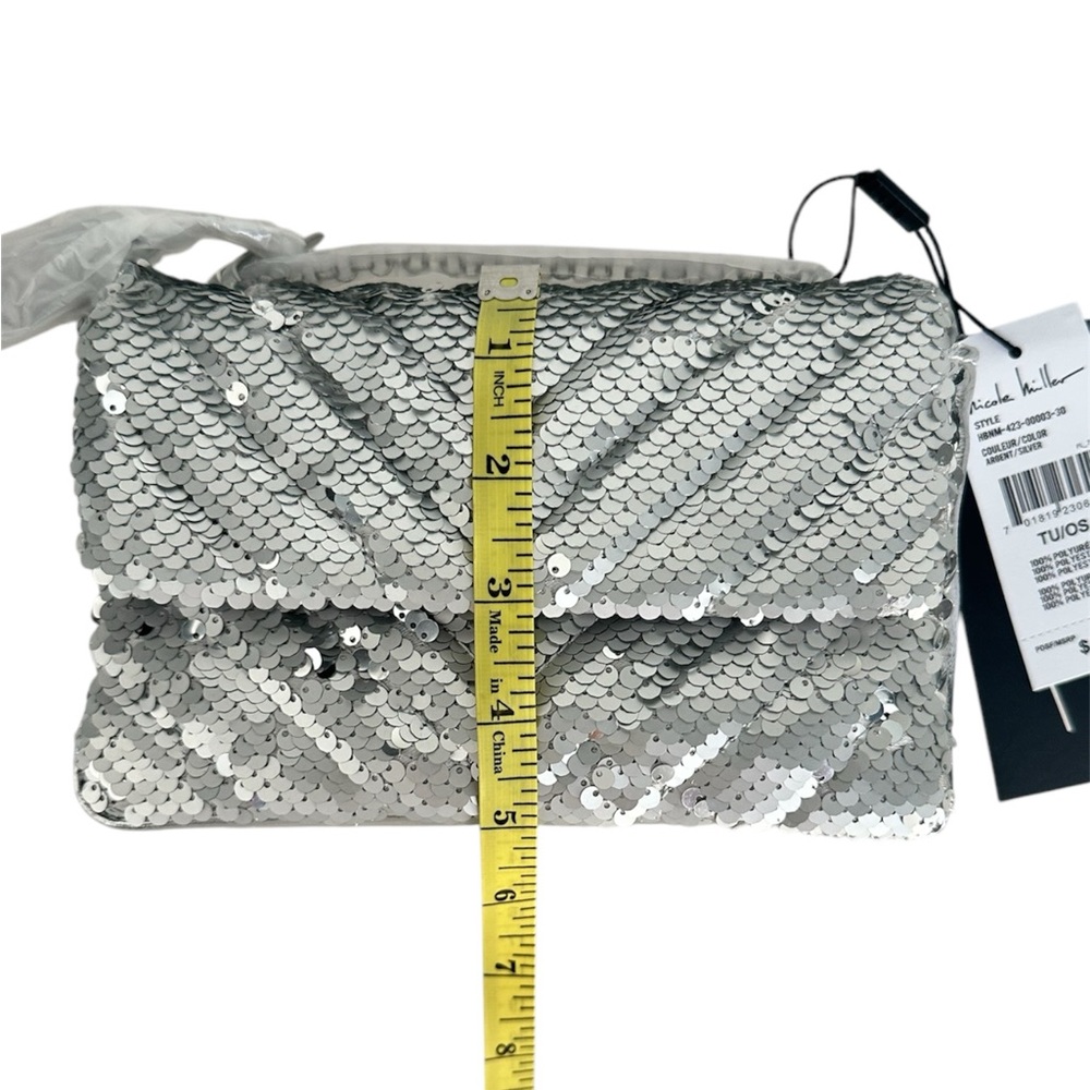 Nicole Miller Silver Mermaid Sequin Chain Strap Crossbody Small Bag Purse NWT - Picture 6 of 7